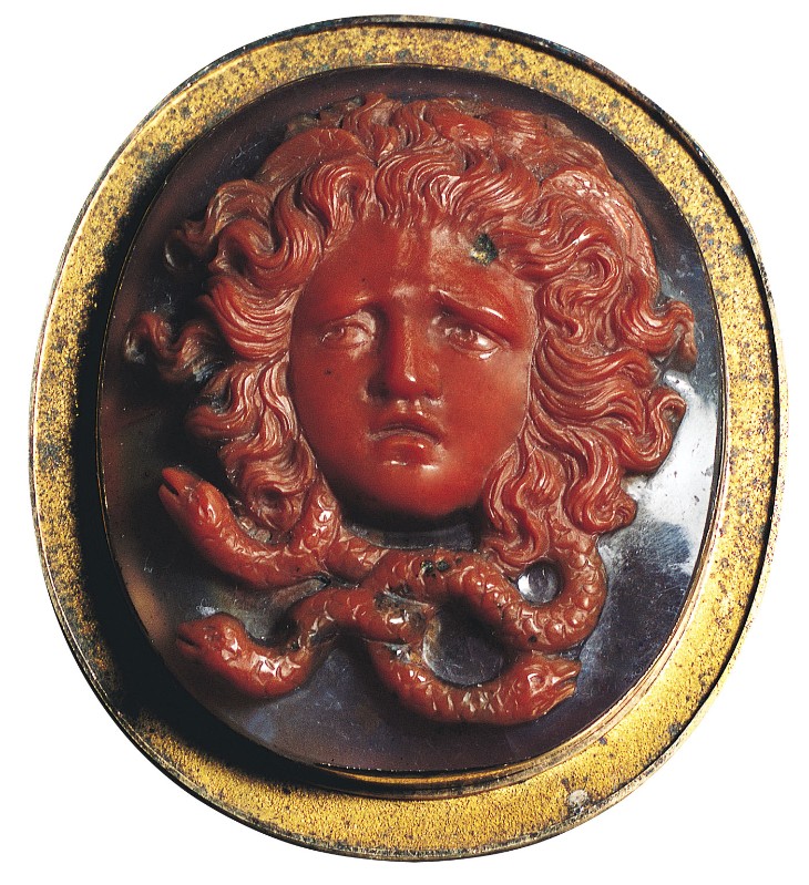 Bottega siciliana fine sec. XVIII, Ex voto a medaglione con testa di Gorgone