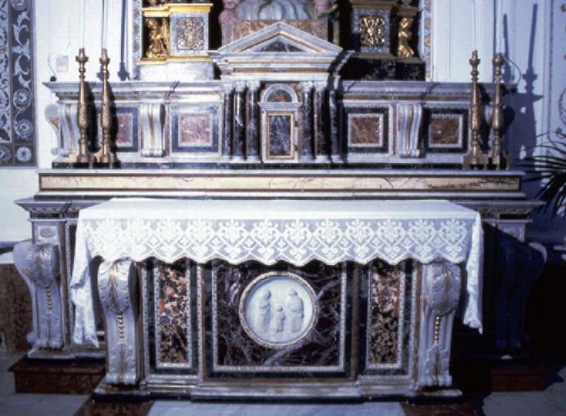 Ambito siciliano (1889), Altare