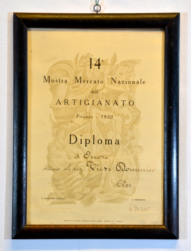 Tipografia Giuntina (1950), Diploma a D. Viesi
