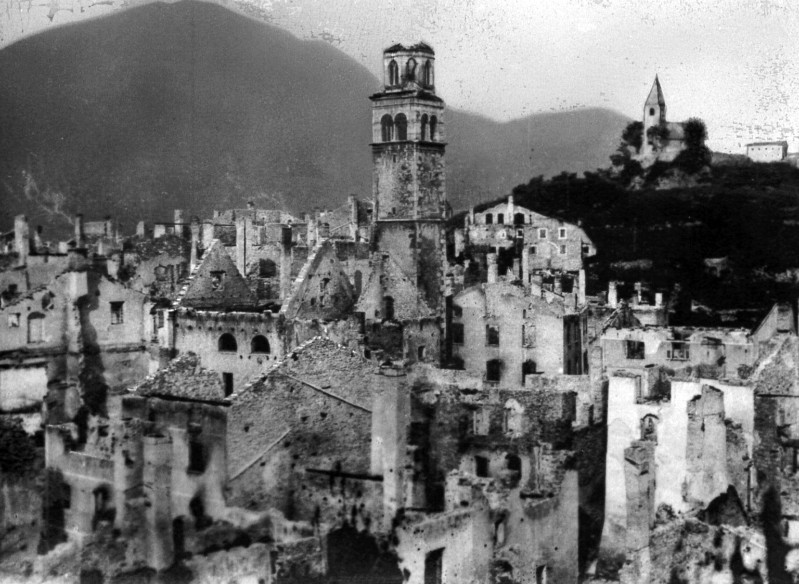 Ambito trentino (1919), Rovine di Castello Tesino