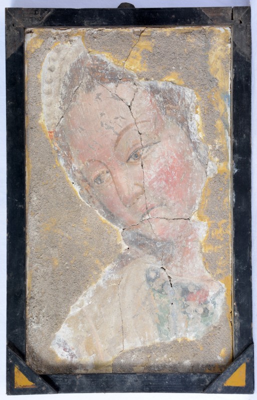 Ambito lombardo sec. XIV-XV, Frammento di affresco staccato con testa di santa