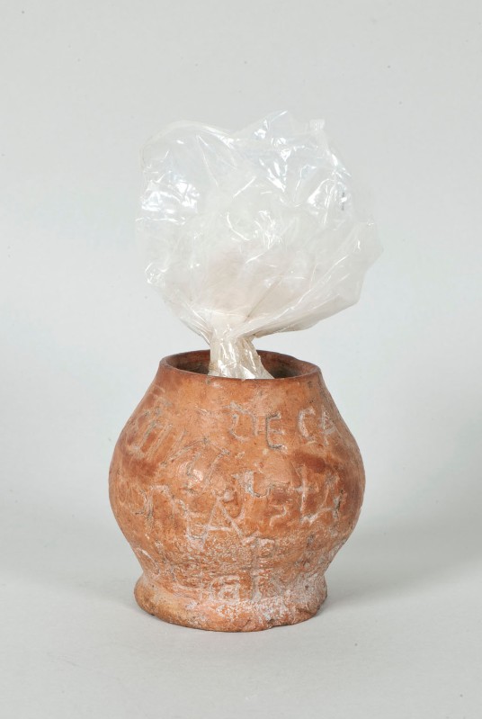 Bottega trentina (860?), Reliquiario a vaso