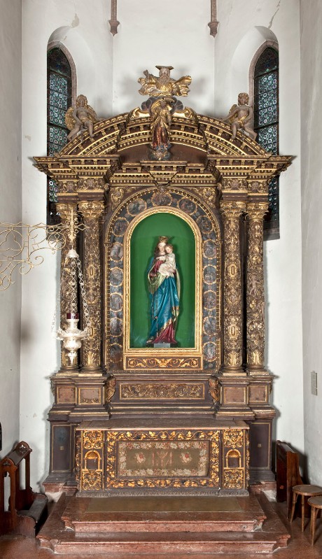 Bottega trentina (1630 circa), Altare laterale della Madonna del rosario