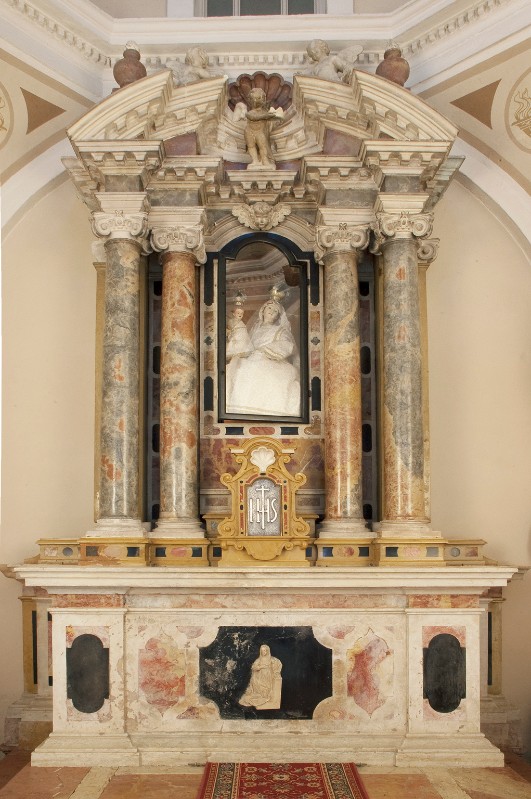 Manentino (1692), Altare maggiore