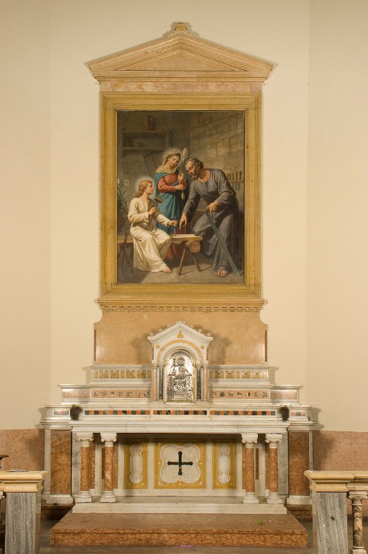 Ditta Lisimberti-Detassis (post 1929), Altare della Sacra famiglia