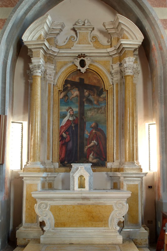 Caribolo G. (1705), Altare laterale della Santa Croce