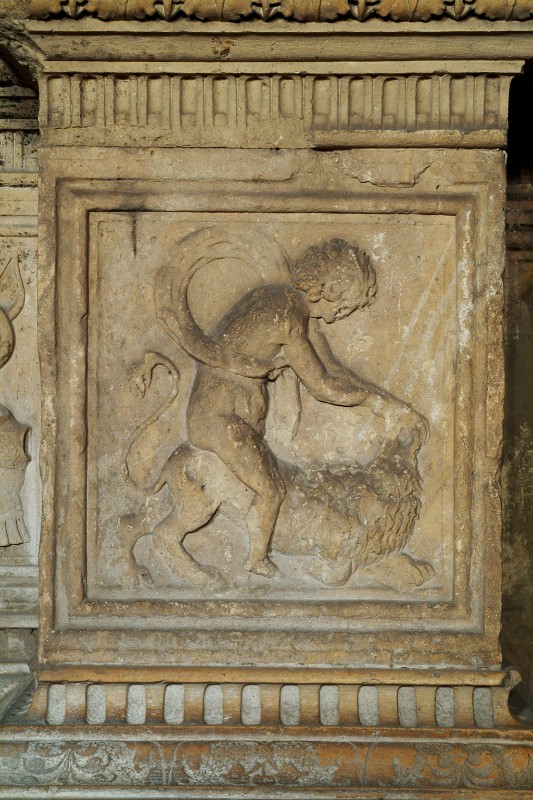 Bottega vicentina (1505), Bassorilievo con Ercole e il leone di Nemea