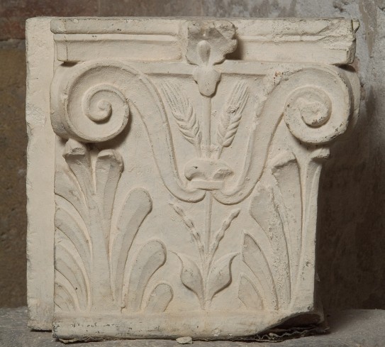 Bott. Italia sett. sec. XVII-XVIII, Capitello con due spighe