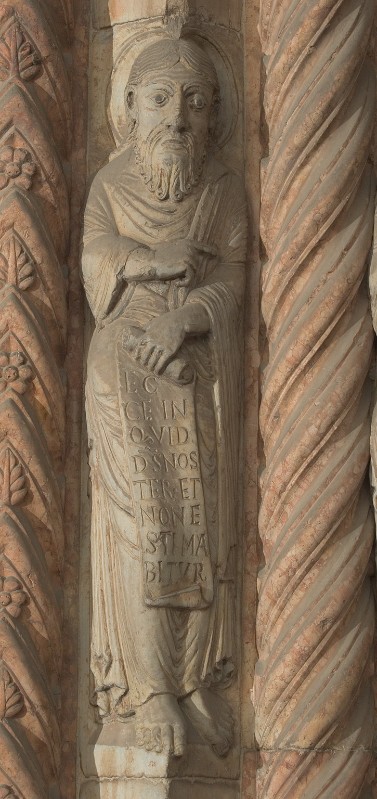 Nicolò (1139), Profeta con rotolo "ECCE IN QVID"