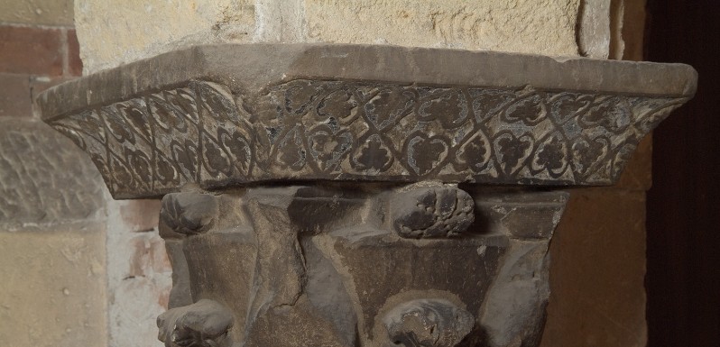Bott. veronese sec. XI-XII, Pulvino con decorazione niellata