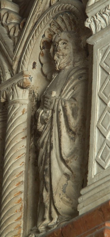 Maestranze campionesi (1353), Apostolo con volto girato a sinistra