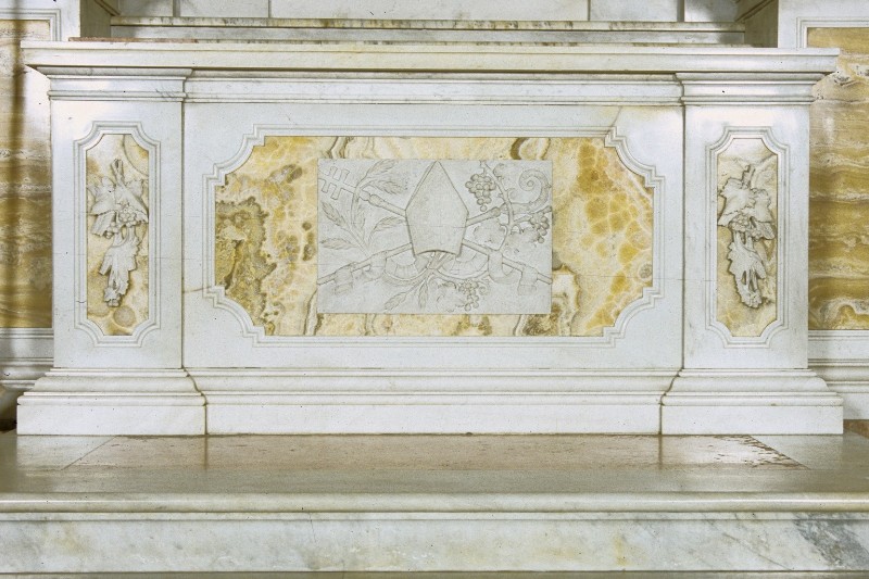 Cavallini F. (1930), Paliotto dell'altare di Sant'Ubaldo