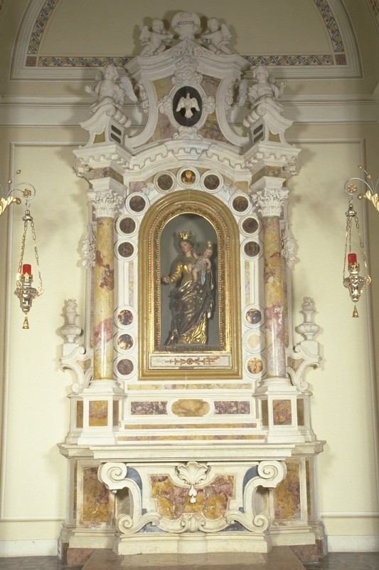 Maestranze venete (1734), Altare della Madonna del Rosario