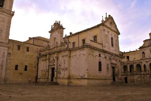 La cattedrale  Santa Maria Assunta nella piazza del duomo a  LECCE