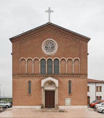 Chiesa della Santissima Trinità e Madonna del Rosario (Zevio)