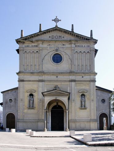 Chiesa di San Pietro in Vinculis (Roè, Roè Volciano)