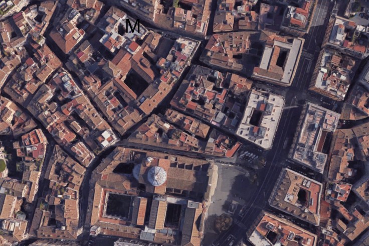  Veduta dal satellite dell'area del Palazzo Nardini in Pannone una delle sedi Seminario Romano 
