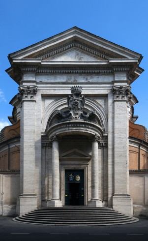  La facciata della Chiesa di sant'Andrea al Quirinale, opera dell'architetto Gian Lorenzo Bernini - 1658 