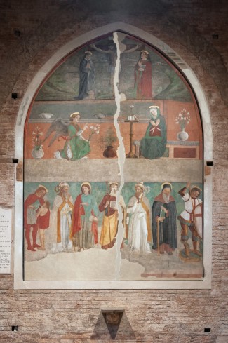  Nonantola, Chiesa abbaziale di San Silvestro, Scuola modenese degli Erri o al maestro della pala dei muratori, sec. XV, affresco. Il grande affresco restaurato.