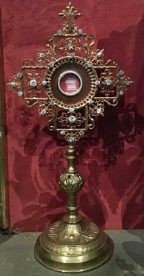 Bottega italiana sec. XX, Reliquiario di San Pio da Pietrelcina