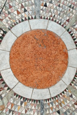 Bottega veneta sec. XVIII, Lapide in marmo rosso