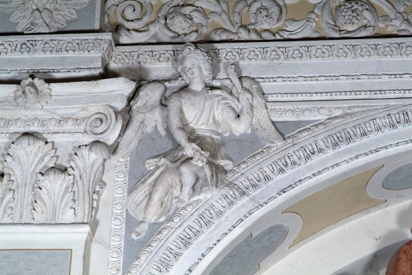 Bottega Romeri metà sec. XVII, Angelo con palma e spighe