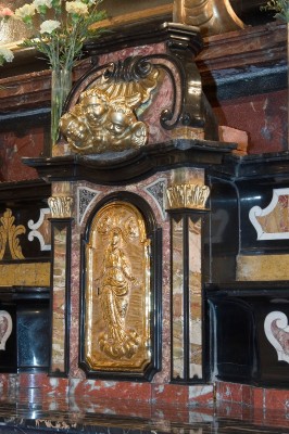 Bottega lombarda sec. XVIII, Tabernacolo dell'altare maggiore scolpito