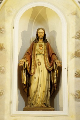 Bottega altoatesina sec. XX, Statua del Sacro Cuore di Gesù