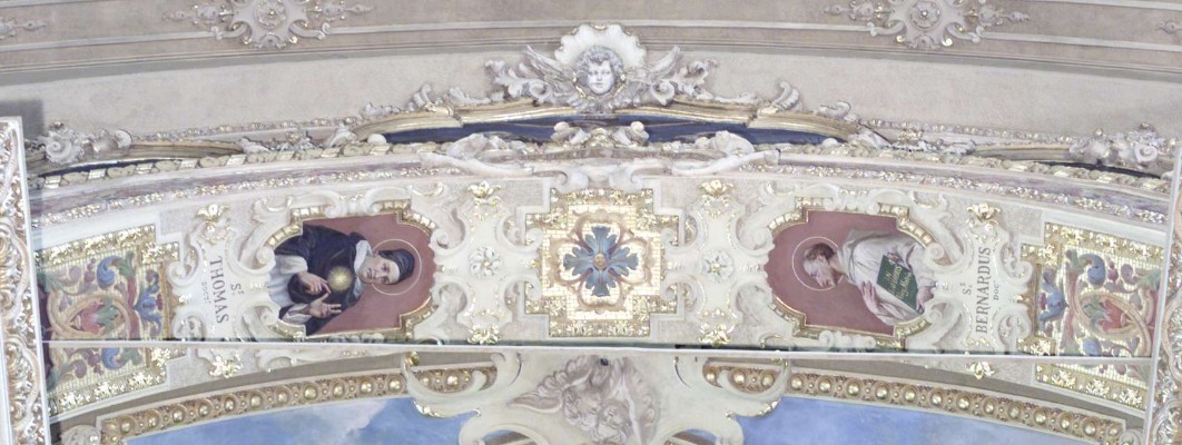 Morgari L-Secchi A. (1896-1900), Decorazione nel sottarco dell'arco