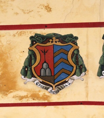 Ambito laziale sec. XX, Dipinto con stemma del vescovo De Angelis