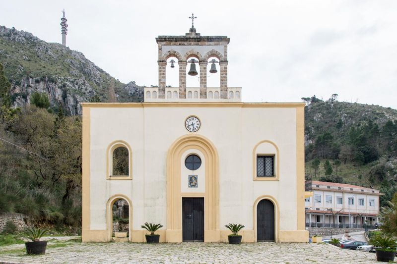 Santuario Maria Santissima dell'Addolorata in Romitello