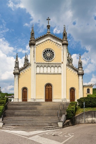 Chiesa di San Michele Arcangelo (Savorgnano del Torre, Povoletto)