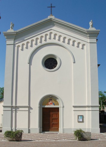 Chiesa dei Santi Vito, Modesto e Crescenzia (Dolegnano, San Giovanni al Natisone)