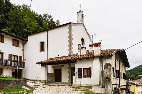 Chiesa di San Giusto (Scrutto, San Leonardo)