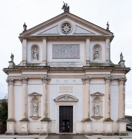 Chiesa dei Santi Andrea Apostolo e Colomba (Villa Estense)