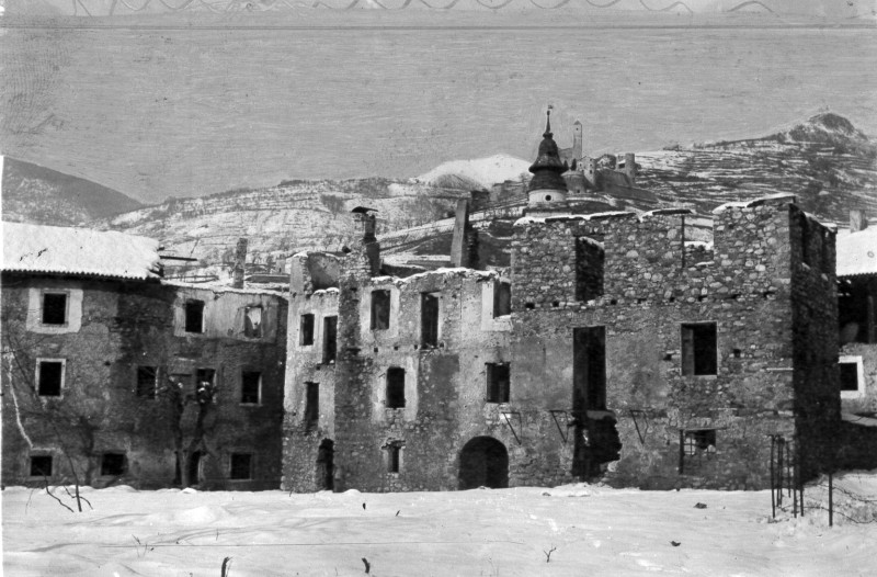 Ambito trentino (1919), Rovine di Borgo Valsugana dopo la guerra