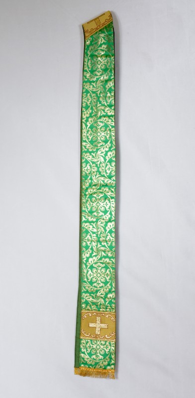 Manifattura italiana sec. XX, Stola verde con ornamenti dorati