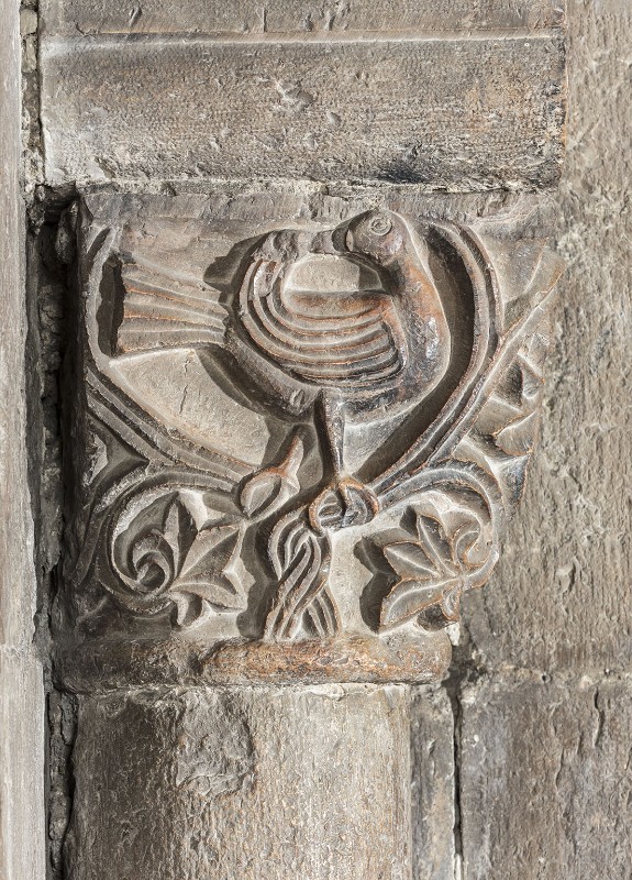 Ambito pavese (?) (1124-1149), Capitello con colomba
