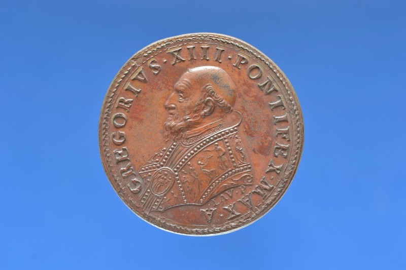 Bott. Hamerani secc. XVII-XVIII, Medaglia di Gregorio XIII con Carità