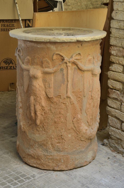 Bottega romana sec. II-III, Braciere con figure alate