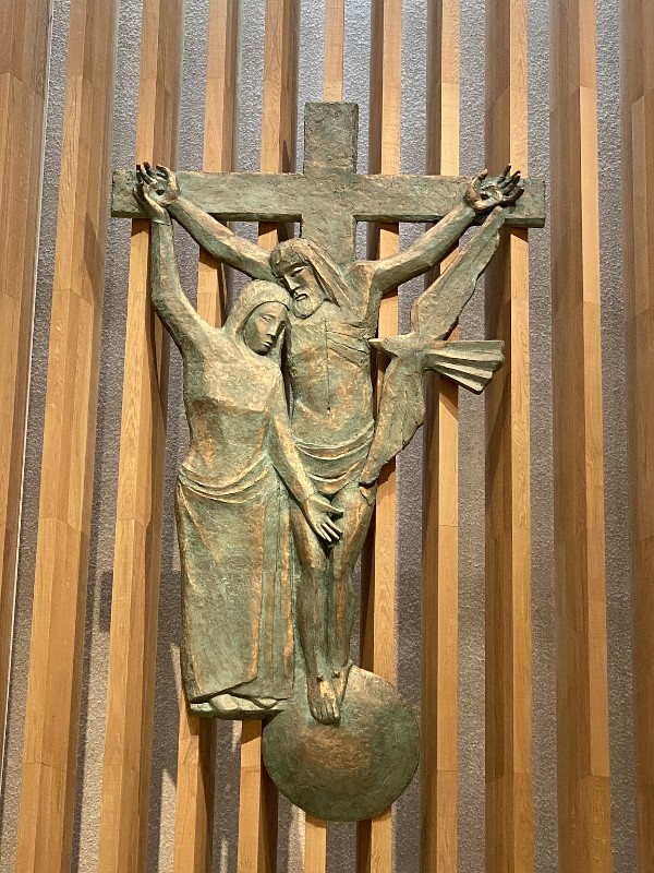 Amodei T. (2018), Crocifisso con Madonna e Spirito Santo