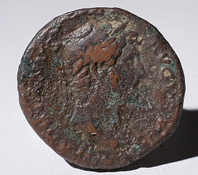 Bott. romana secc. I- V, Moneta con busto dell'imperatore Adriano