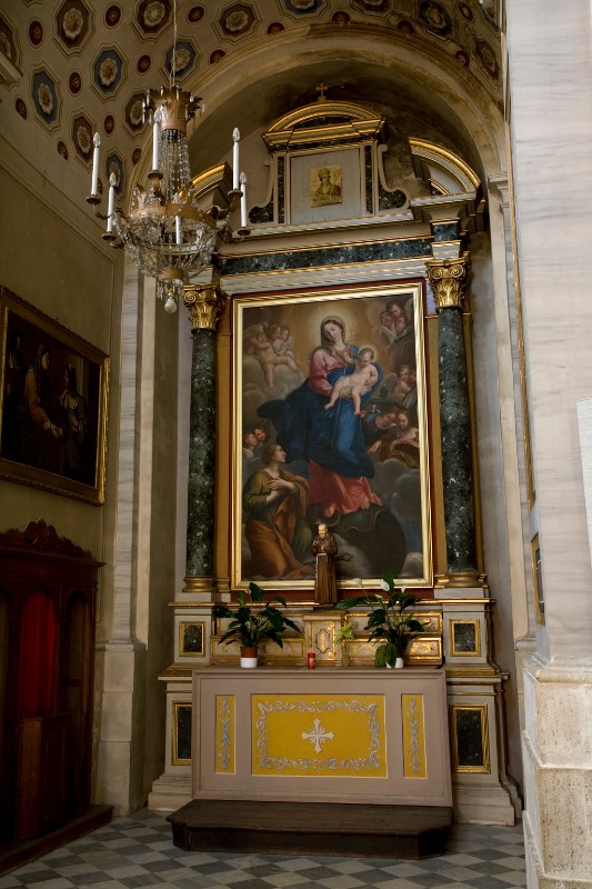 Bottega romana sec. XVIII, Altare in legno dipinto