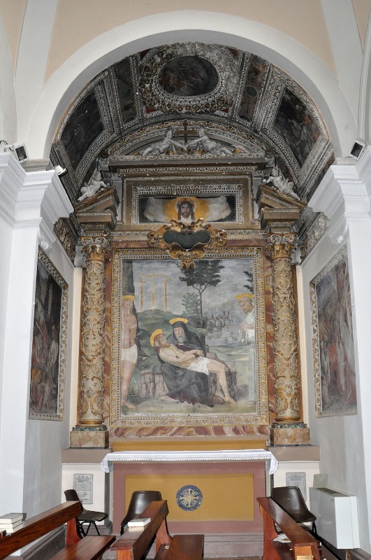 Bottega Italia centrale sec. XVII, Mostra d'altare con timpano spezzato