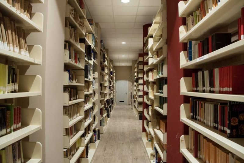 Biblioteca Istituto Gonzaga