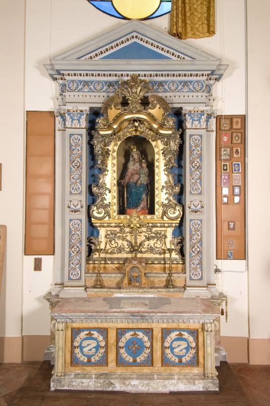 Maestranze romagnole (1899), Altare laterale della Madonna del rosario