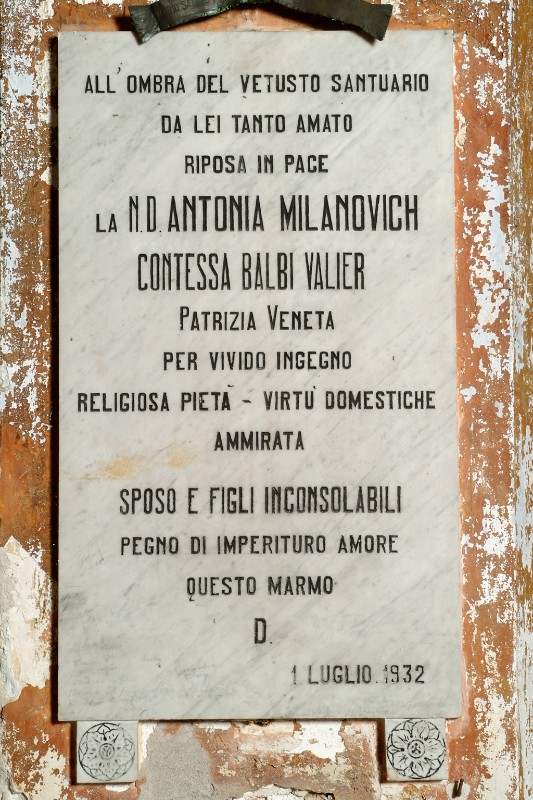 Bottega veneta (1932), Lapide di Antonia Milanovich