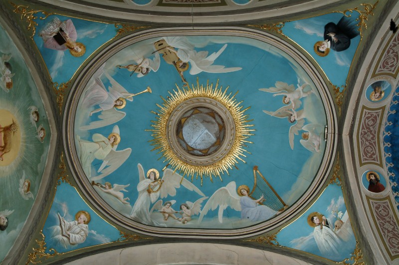 Bordin A. sec. XX, Cupola con angeli musicanti