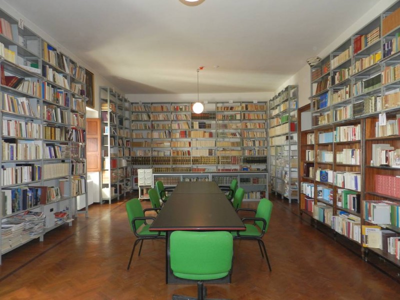 Biblioteca diocesana mons. Giovanni Mele