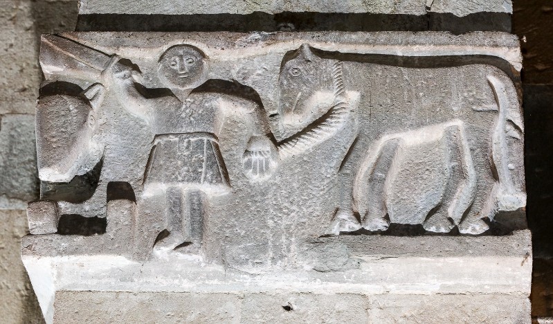 Maestranze Italia centrale secc. XI-XII, Capitello con cacciatore